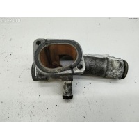 Фланец (тройник) системы охлаждения Volkswagen Golf-4 2001 038121133A