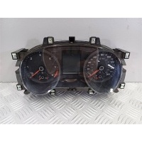 Щиток приборов (приборная панель) Volkswagen Passat B8 2015 3G0920941