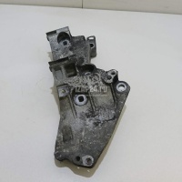 Кронштейн генератора Renault Megane III (2009 - 2016) 8200669494