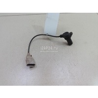 Датчик положения коленвала BOSCH Touareg (2010 - 2018) 0261210261