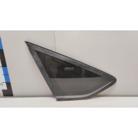 Стекло кузовное глухое левое Ford Focus III (2011 - 2019) 1786436