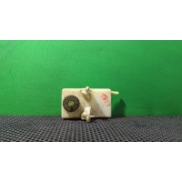 Бачок тормозной жидкости Peugeot 3008 1 2010 9680907780