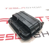 Клапан воздушный Tesla Model X 2019 1068034-00-C,6007556,B280B62,2F2A