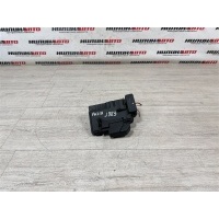 Блок предохранителей SKODA Fabia 2 2013 6R0937548E, 6R0937550A, 6R0937548E, 6R0937621