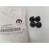 болт маховика Dodge Caliber 05189932AA