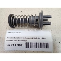 Отбойник капота Mercedes Benz W166 M-Klasse (ML/GLE) (2011 - 2018) 1668800027