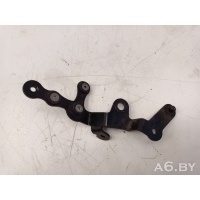 Кронштейн Volkswagen Multivan T5 restailing 2012 7E0121079B