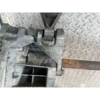 Кронштейн КПП Ford Focus 1 2002 98AB6P093AD