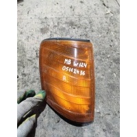 Поворотник правый Mercedes E W124 1997