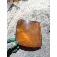 Поворотник правый Volkswagen Passat B3 1992