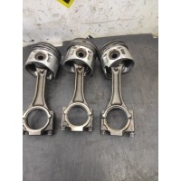 Поршень Volkswagen Golf 4 2002