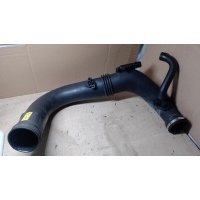 Патрубок интеркулера mercedes c W203 2004 A2710901829