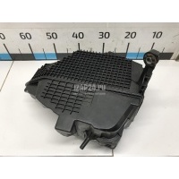 Корпус воздушного фильтра Renault Duster 2012 165000974R
