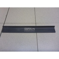 Накладка порога (внутренняя) Renault Duster 2012 768520031R
