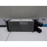 Интеркулер Citroen-Peugeot Picasso 2008 - 2017 9684311680