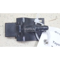 Форсунка омывателя лобового стекла Toyota GS 250/350/300H (2012 - 2018) 8538130230