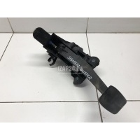 Педаль сцепления Renault Duster 2012 465037621R