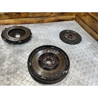 Комплект сцепления Volkswagen Passat B5 2001 058141031A