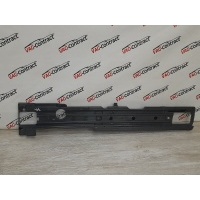 Кронштейн полки багажника Volkswagen Touareg NF 2010 7P0863599A