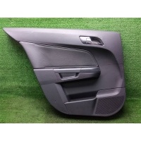 обшивка двери Opel Astra H (2004-2014) 13177103