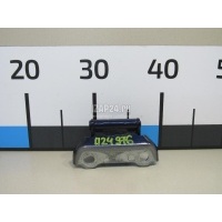 Петля двери багажника Toyota NX 200/300H 2014 6881048010