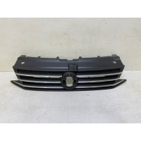 Решетка радиатора Volkswagen Polo 5 2015-2020 6RU853653B
