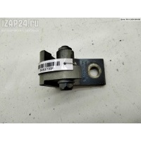 Петля двери задней левой Skoda Fabia mk1 (6Y) 2003 6Y0831411C