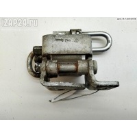 Петля двери передней левой Volkswagen Golf-5 2003 1K0831411H
