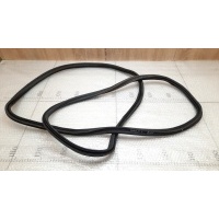 Уплотнитель багажника Volkswagen VW Golf 5 Plus 5M0827705B9B9
