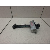 Ограничитель двери Land Rover Discovery Sport 2014 LR061290