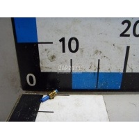 Штуцер VAG Q7 [4M] 2015 7L0616758