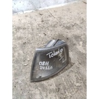 Поворотник левый Seat Toledo 1 1993