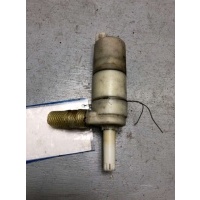 Насос (моторчик) омывателя стекла Volkswagen Passat B4 1997 1H0955681