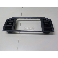 Дефлектор воздушный VAG Crafter 2016 7C0857038GQWA