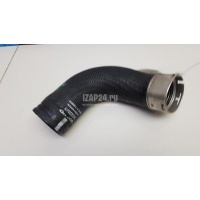 Патрубок интеркулера Volvo S60 2019 32222071