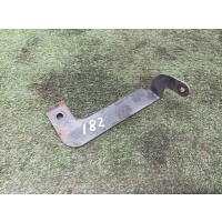 кронштейн (сопут. товар) VW Touareg 2002-2010 7L6951185
