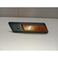 Повторитель на крыло левый желтый BMW 3-serie E36 (1991 - 1998) 63138357047