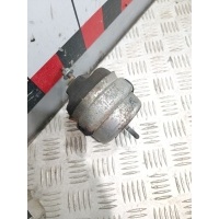 Подушка крепления двигателя Audi A4 2002 8E0199382D
