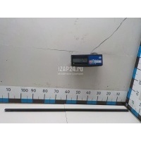 Накладка стекла переднего правого Mazda 323 (BA) (1994 - 1998) BC1B50640B