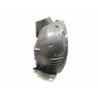 Подкрылок Mercedes-Benz C-Class W204 A2046900130, A2046981330