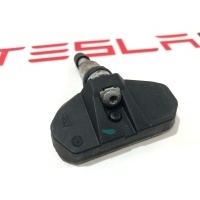 Датчик давления в шине Tesla Model S 2016 1034602-00-C