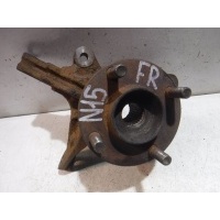 Кулак поворотный передний правый Nissan Almera N15 (1995—2000) 1997 400140M000