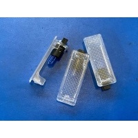 Фонарь салона (плафон) Land Rover Range Rover Sport 2 restailing 2020 LR082488