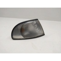 Поворотник правый Audi A4(B5) 1997
