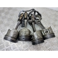 Поршень Mitsubishi Pajero-2 1998 ME200689