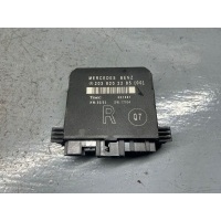 Блок управления двери задней правой Mercedes C W203 2005 A2038202285
