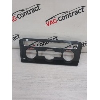 Накладка блока климат контроля Volkswagen Tiguan 2 2019 5NB820073A, 5NN820073A