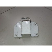 Кронштейн петли крышки багажника левый Volkswagen Jetta A6 2010-2018 5C6827301E