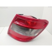 Фонарь задний правый Mercedes W204 (C) 2009 2048203864