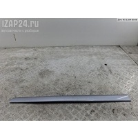 Молдинг двери передней левой Opel Zafira B 2008 13137772